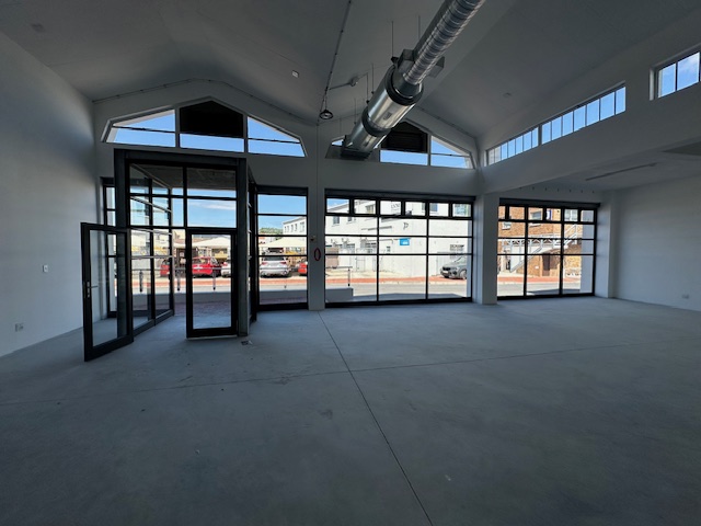 To Let commercial Property for Rent in Maitland Western Cape